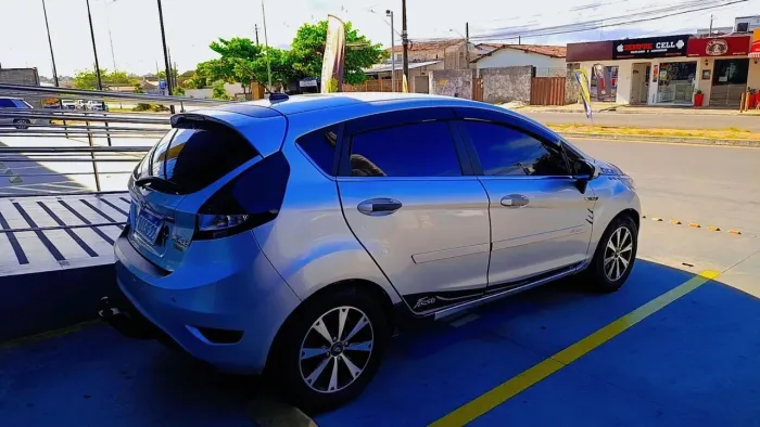 Ford Fiesta SE 1.6 16V Flex 5P 2012