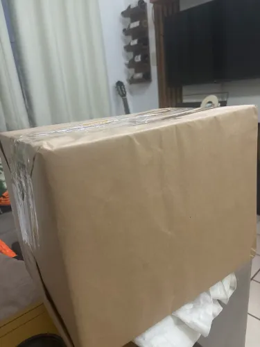 Capacete novo LACRADO