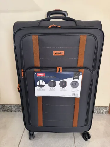 Mala de viagem Wrangler grande cinza sem uso!