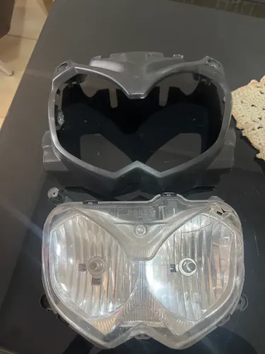 Farol com máscara da tenere Yamaha 250 ano2012