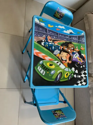 Conjunto de mesa + 2 cadeiras infantil em aço dobrável