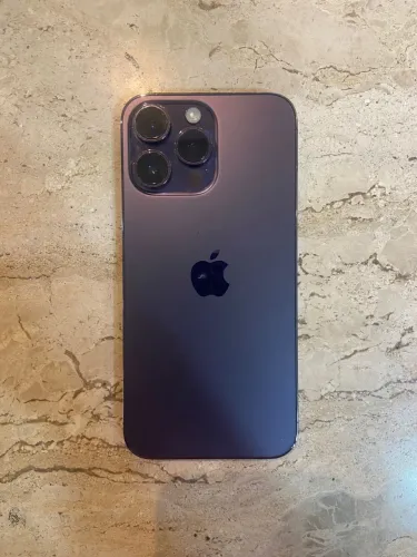 iPhone 14 Pro Max Roxo lindo
