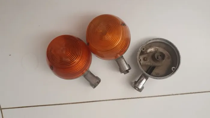 Moto Honda cg 125 piscas cromados originais usados