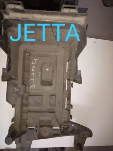 Caixa de bateria jetta 