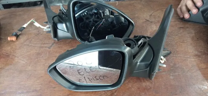 Retrovisor Peugeot 208