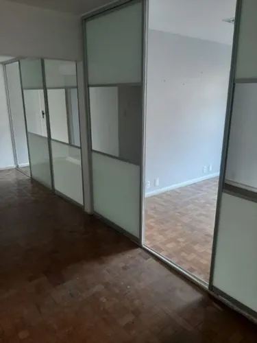 Rua do Acre, Grupo de salas pronta para uso, excelente distribuição em 81m2, hidraulica e 
