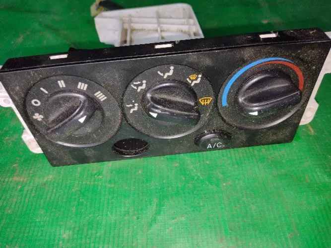 Comando Ar Condicionado Imp/Kia Shuma 1998/00.
