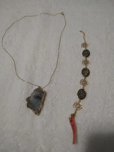 Corrente com pingente e Pulseira