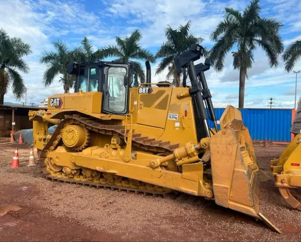 Trator de Esteira Caterpillar D8T ano 2020 em MG