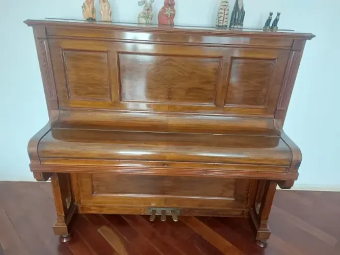 Piano Alemão FL Neumann Hamburg de 1888