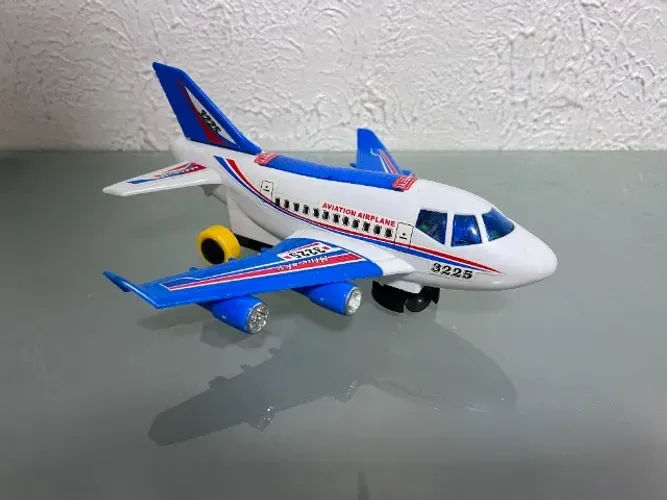 Avião eletronico