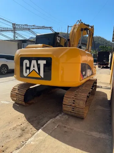 Escavadeira Hidraulica Caterpillar 312 2012