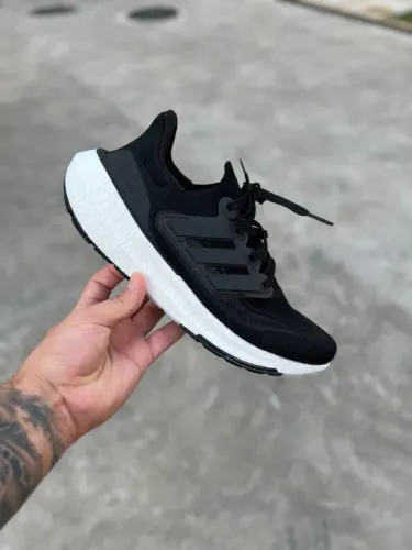 Tênis Adidas Ultraboost 4.0 Preto