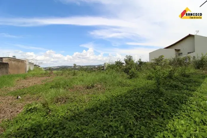 Lote à venda, São José - Divinópolis/MG