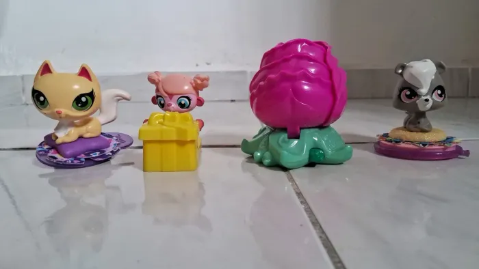 4 Littlest Pet Shop<br>Littlest Pet Shop