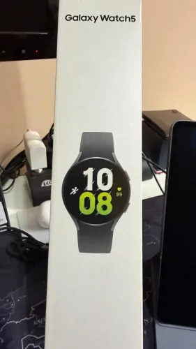Samsung Galaxy Watch5 Lte 44mm 1,5gb - PULSEIRAS DE BRINDE!!!