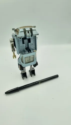 Robô Transformers Raro - em metal