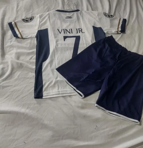 Conjunto Vinícius junior