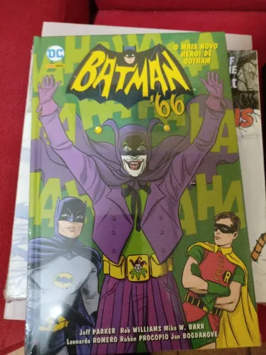 Batman '66 - HQ