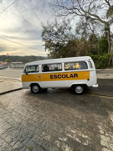 Kombi 2012 12 lugares