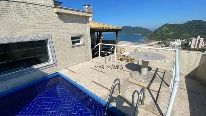 Cobertura Duplex à venda na Praia do Tombo - 3 dormitórios, 2 Vagas e Lazer