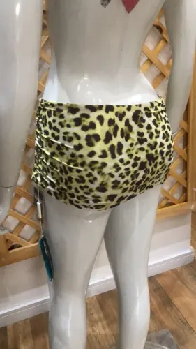Saia Mini Curta Estampada Animal Print Cia Marítima