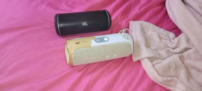 Caixa de Som JBL flip 5 e flip 2 Leia Anucio 