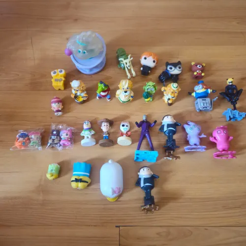Diversos brinquedos em miniatura - colecionaveis antigos e atuais (raro)
