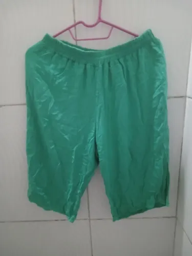Bermuda Verde Tecido Feminina G