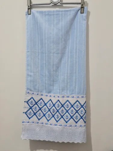 Toalha de Banho Bordado Artesanal