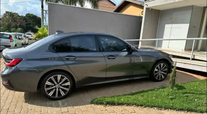 BMW 320I A 2.0 Turbo/activeflex 16V 184cv 4P 2022