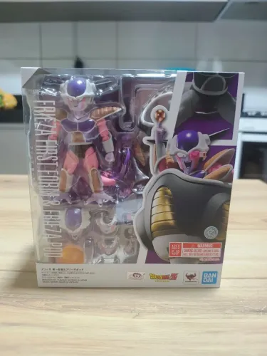 Sh figuarts frieza primeira forma lacrado