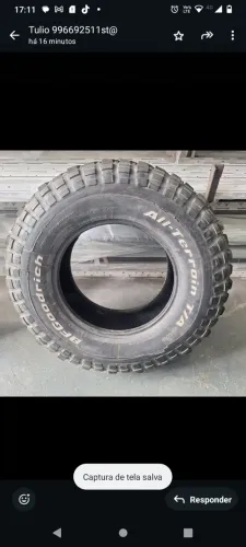 Pneus 285/70 R 17 ( BF GOODRICH ALL- TERRAIN T/A.
