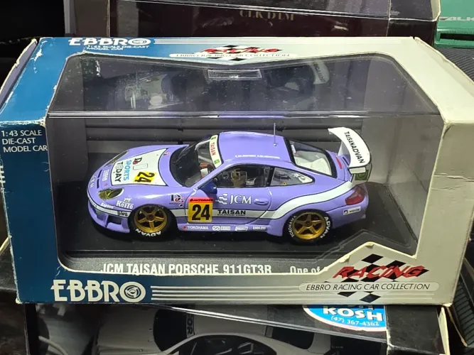 Miniatura 1:43 porsche 911 gt3r taisan