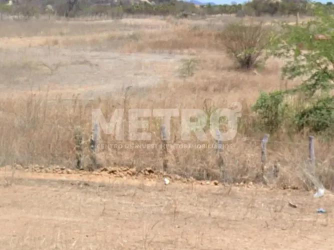 Terreno à venda no Cond. Chácaras Caminho da Ilha, 669,9m, Estrada das Pedrinhas