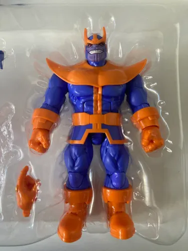 Marvel legends Thanus 