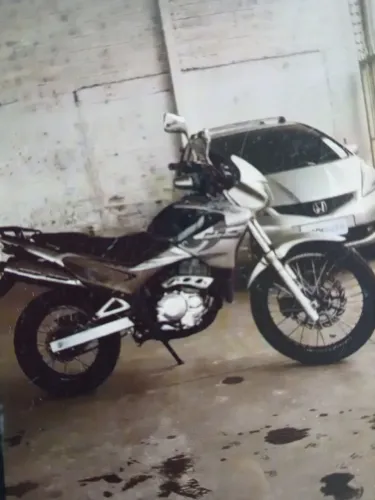 Vendo ou troco FALCON *