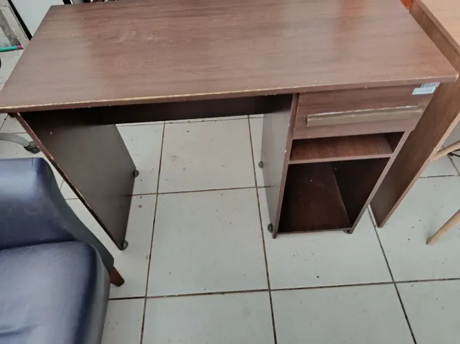 Escrivaninha MDF