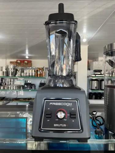 MB Liquidificador Brutus Blender