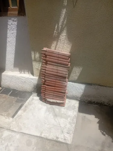 Telhas coloniais a vulsas