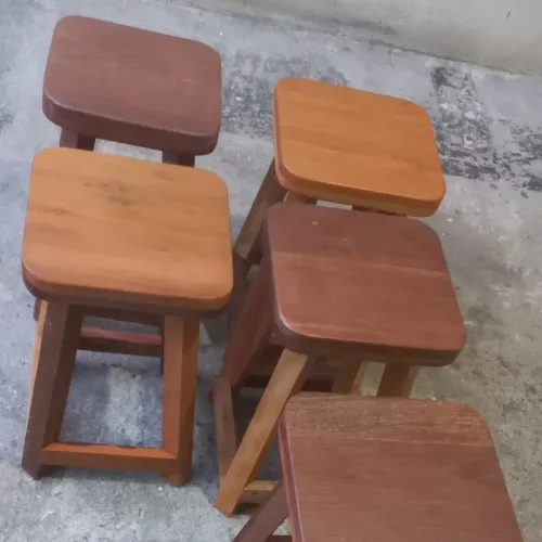 Móveis rústicos