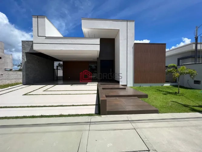 Casa em Condomínio de Alto Padrão