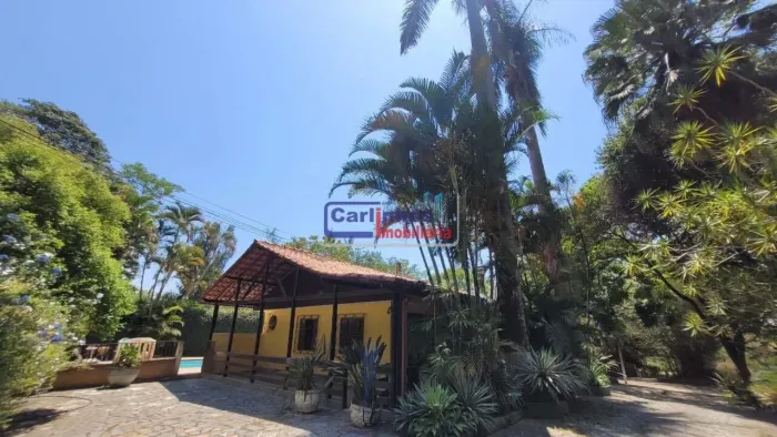 Sítio Encantador em Betim, com 8.333m².