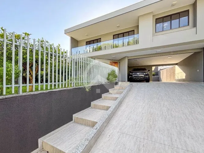 Casa Comercial / Residencial para venda e locação com 4 quartos no VILA IZABEL, Curitiba