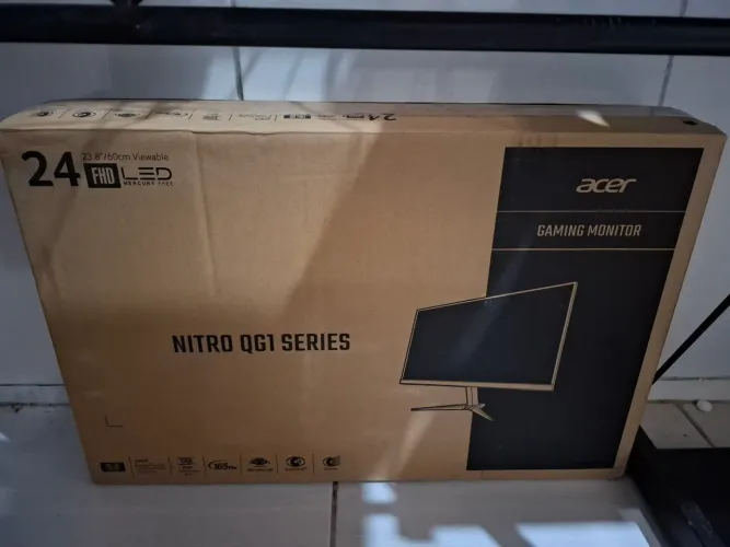 MonitorGamerAcerNitroQG1 Series 24" (COM DEFEITO)