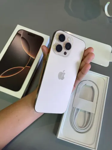 iPhone 16 pro max 512g desert titanium