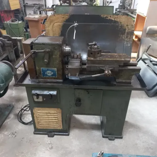 Torno Revólver Iran 3/4 Trifásico 220 V / -- 01058 Nc Verde