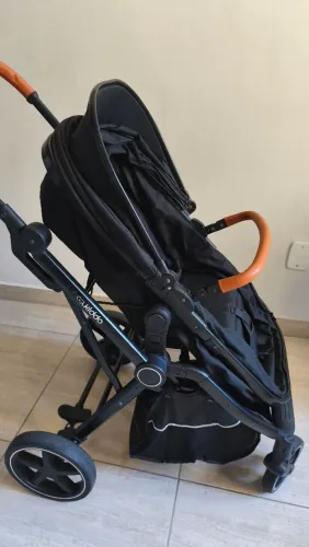 Carrinho Kiddo Nomad com Moisés click E bebê conforto! Perfeito!