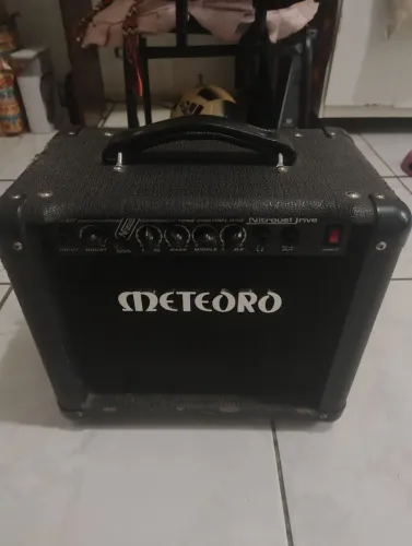 Caixa amplificadora meteoro nitrous drive