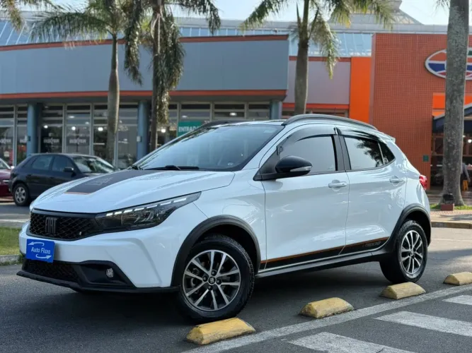 Fiat Argo Trekking 1.3 8V Flex 2026